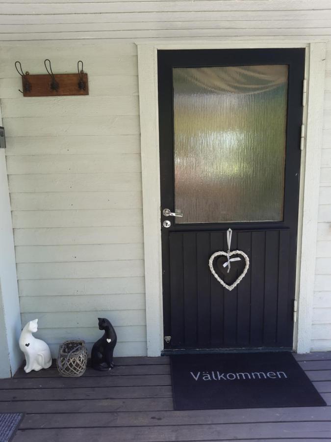 Mysig Stuga Nara Havet Och Naturreservat Jomala ภายนอก รูปภาพ